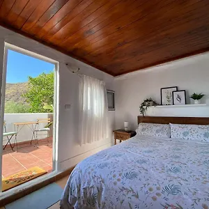 Bed & Breakfast Charco Azul